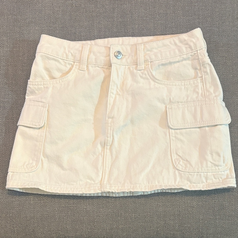 H&M Off-White Mini Skirt